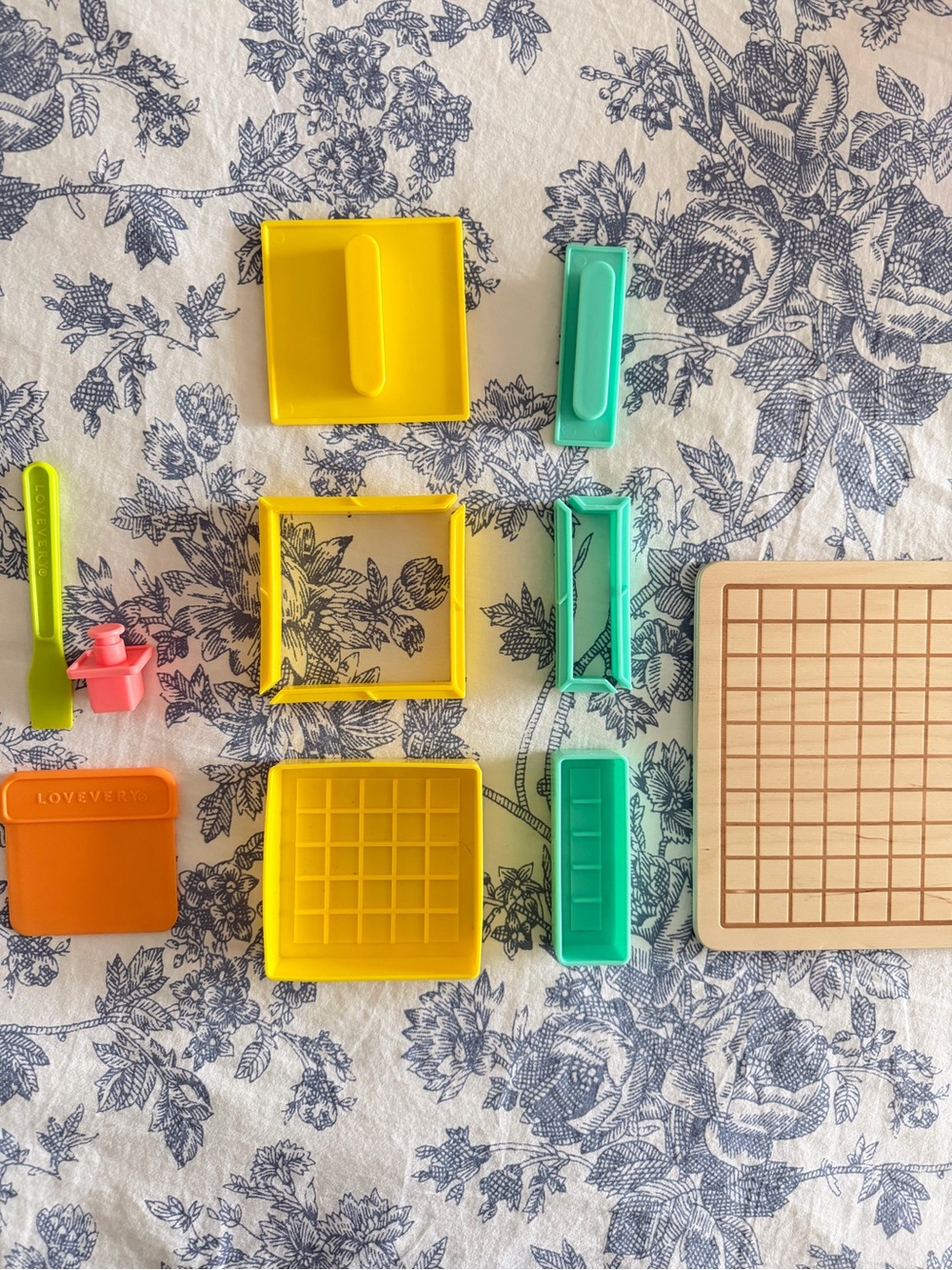 Lovevery Montessori modeling sand and activity